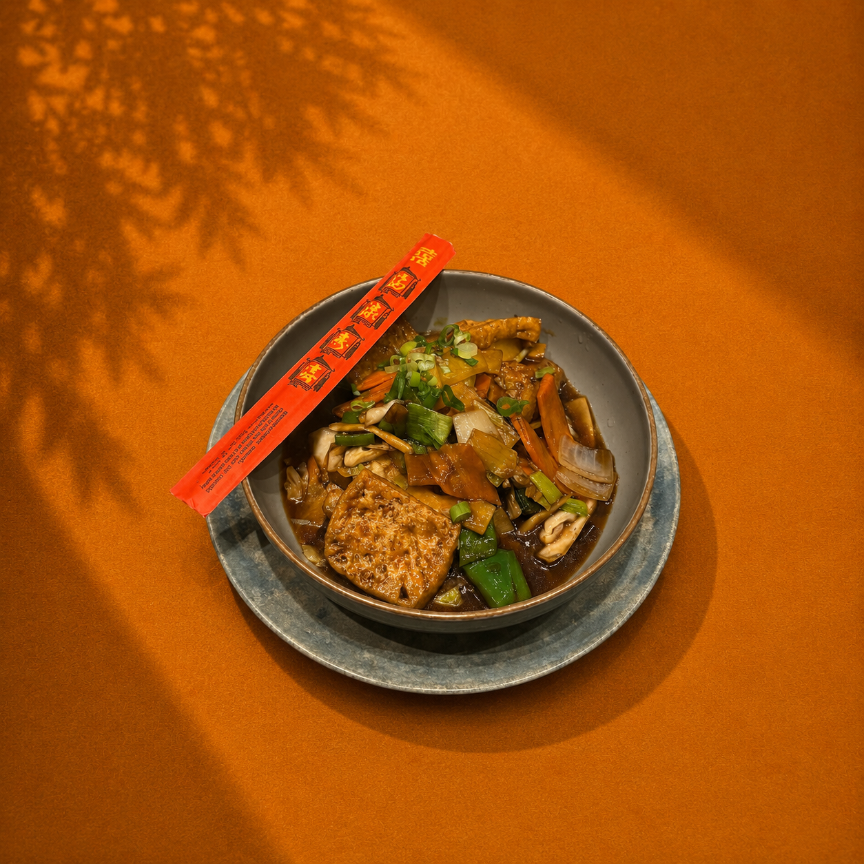 50. Gewokte diverse groenten met tofu