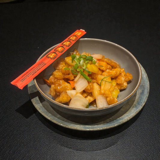 31. Kip in zoetzure saus, ananas en groenten